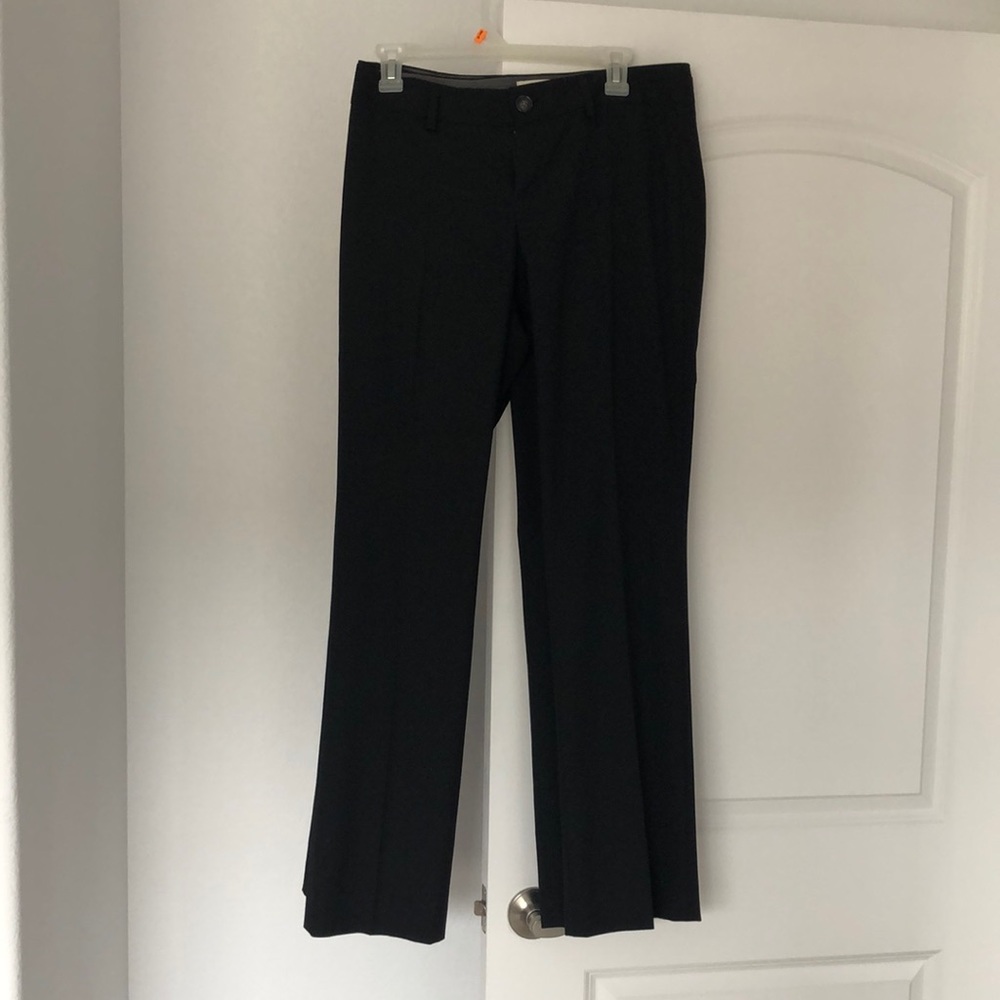 Banana Republic The Logan Fit black pants size 4